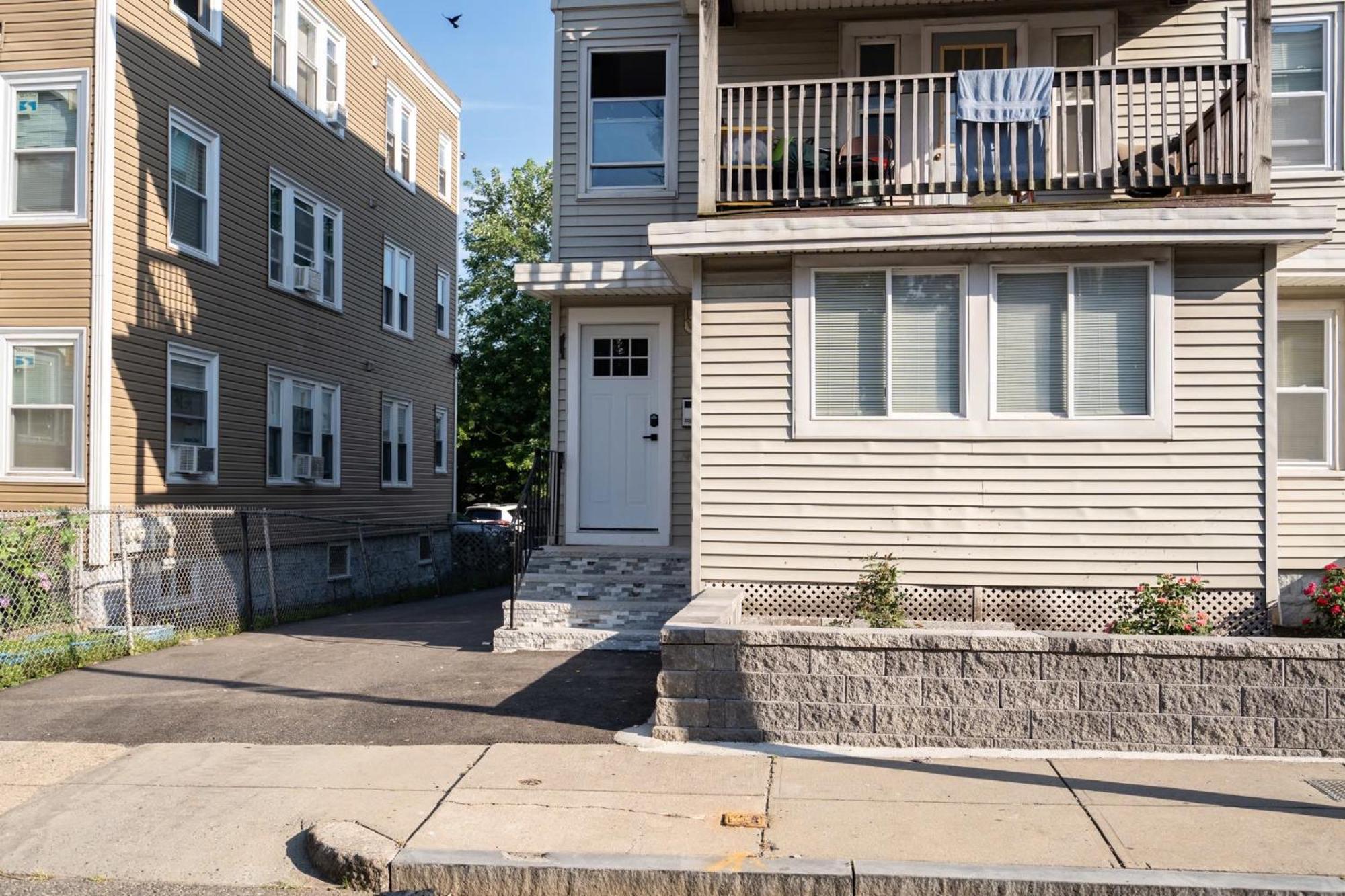 30-1 4Br Boston - Comfortable Apt Near Mbta Exterior photo
